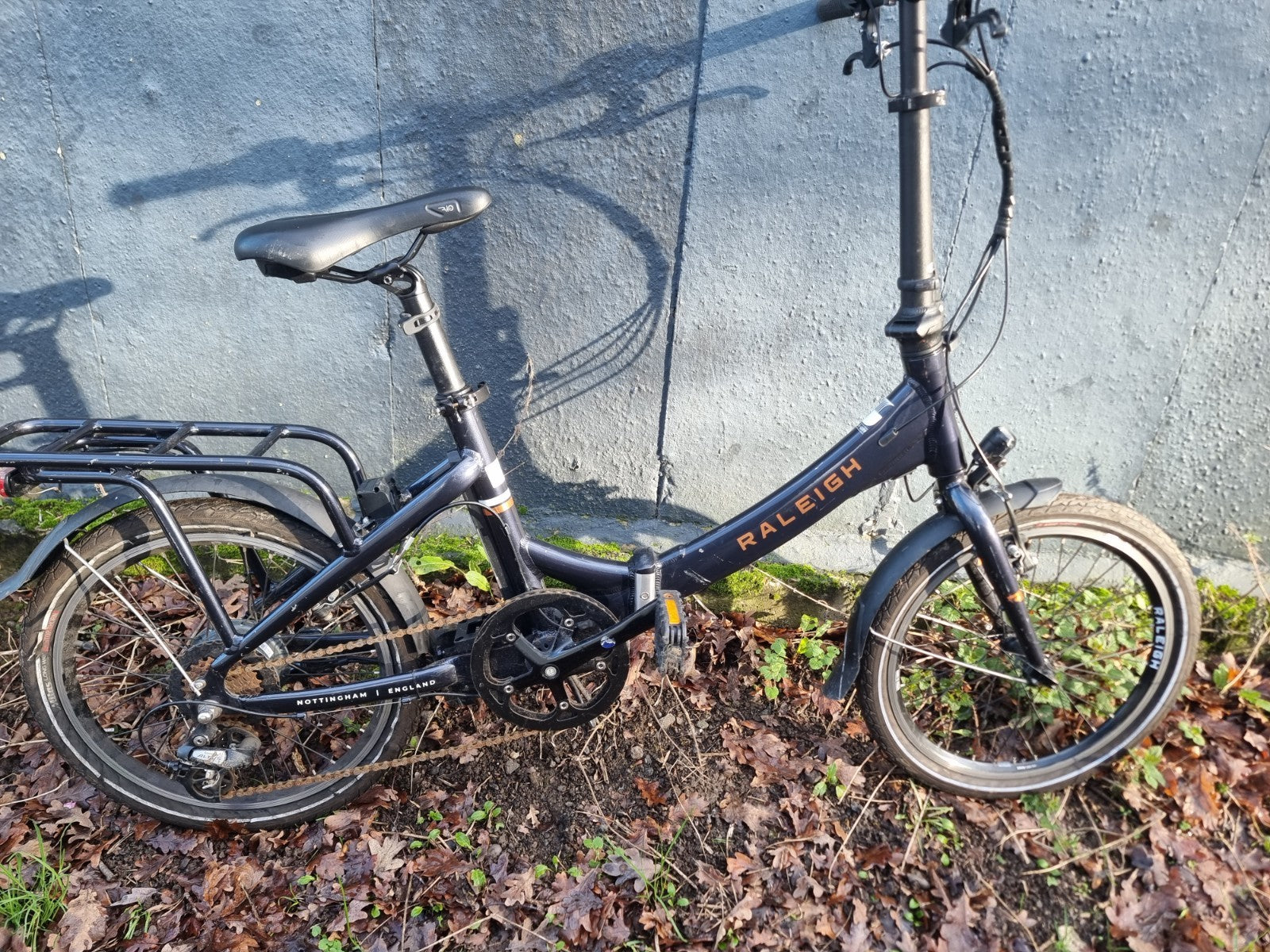 Raleigh Stow-E-Way  Folding Bike