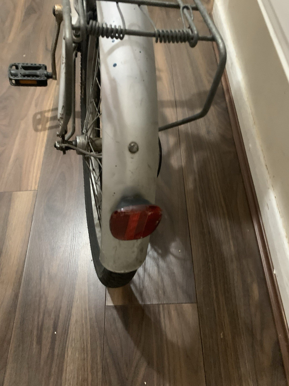 Raleigh  Bike 20in Silver/Black, Mudguards, Rear Rack, Grip Shifter