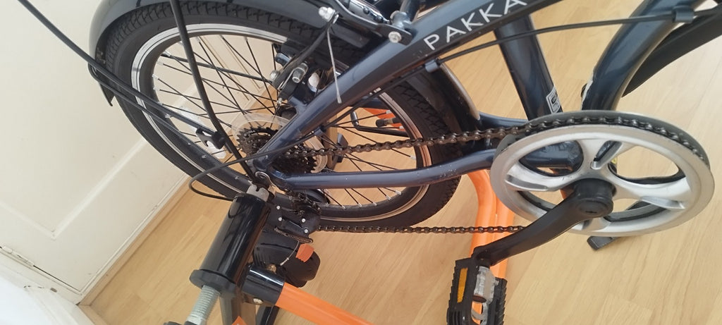 Ammaco Fold-Up Bike 6-Speed Shimano Shift, Adjustable Seat Handlebars