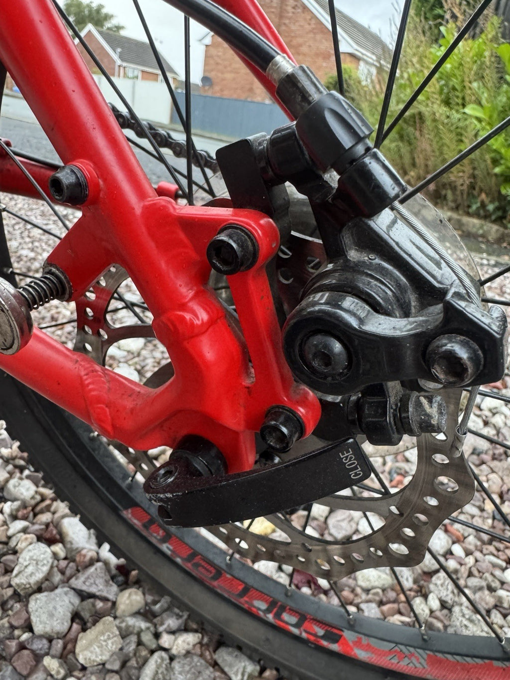 Carrera Intercity 8-Speed Folding Bike with Disc Brakes Excellent Condition