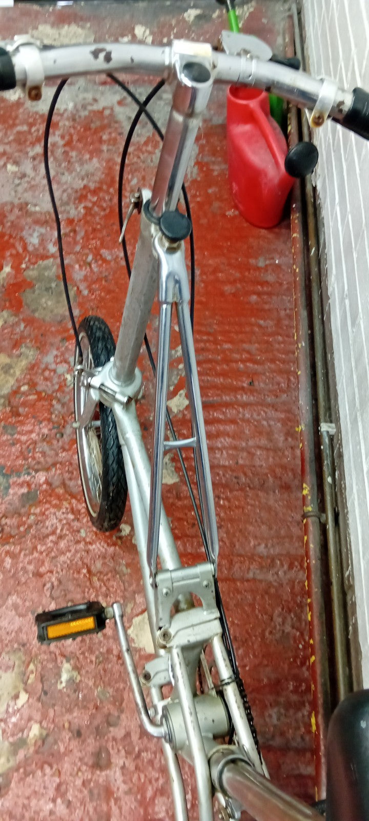 Silver Steel Folding Bike 20 in Wheels 1 Speed Riser Bars Rim Brake 24 cm