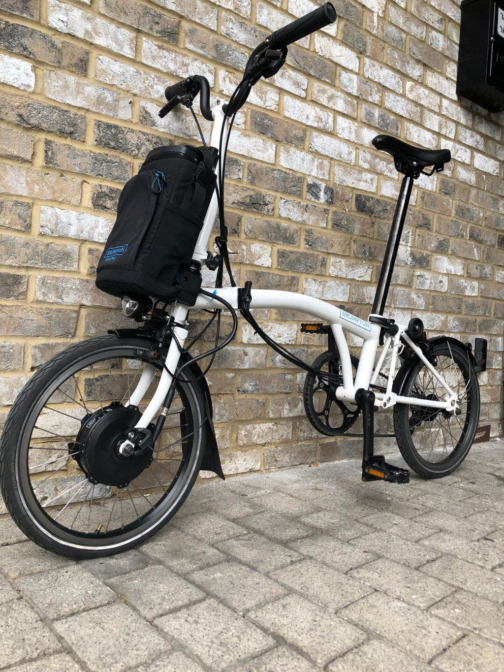 Brompton Electric White Mid 2 Speed (M2L) - Ex-Demo - VERY CHEAP GREAT DEAL!