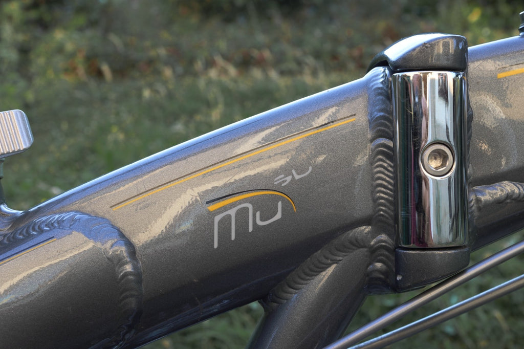 Dahon Mu SL Pro top-of-range ~2009 folding bike 9-spd 20" wheels ~9kg superlight