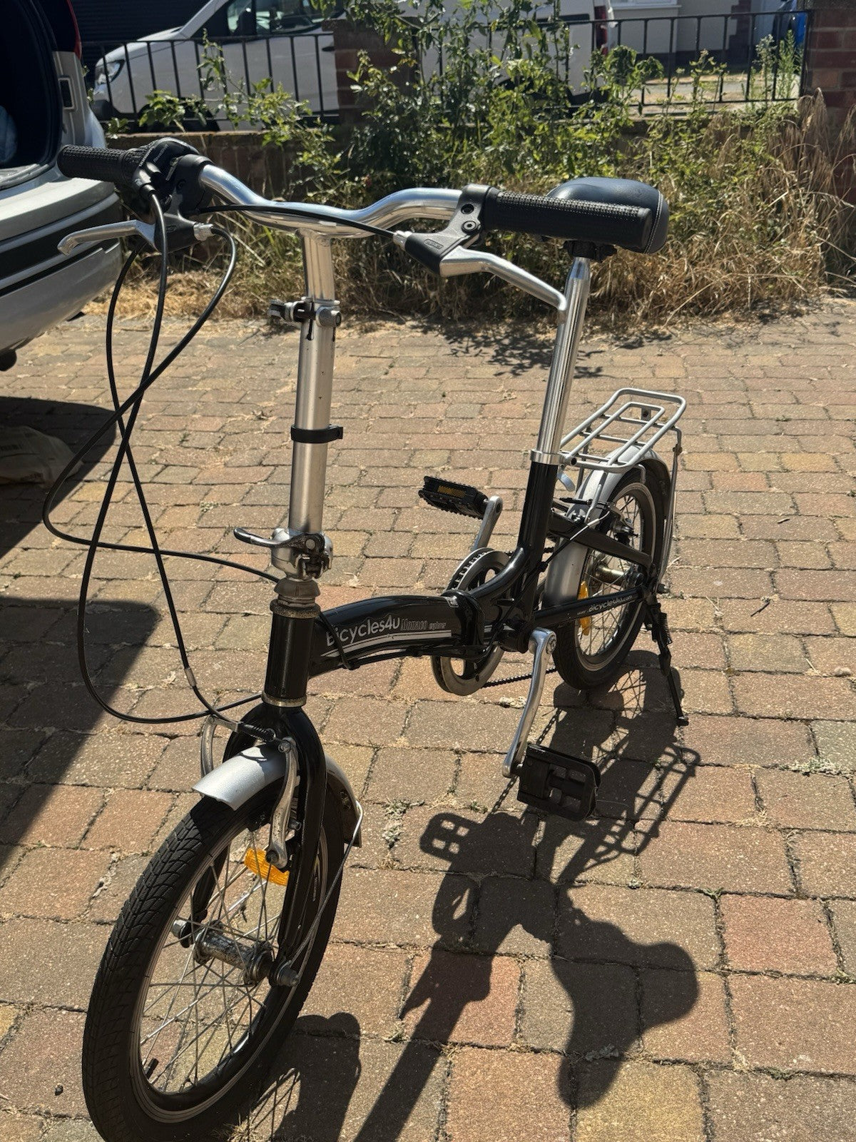 Bicycles4U Minimo Folding Bike 16in Black/Silver w/Rear Rack Mudguards