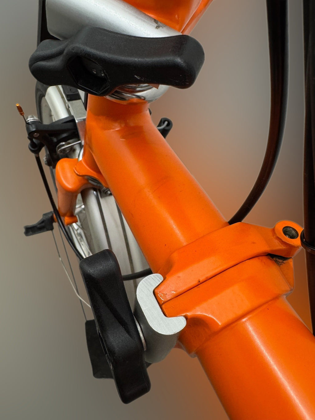 Brompton M6L C Line Explore 2021 Signal Orange 6 Speed M Bar Freshly Serviced