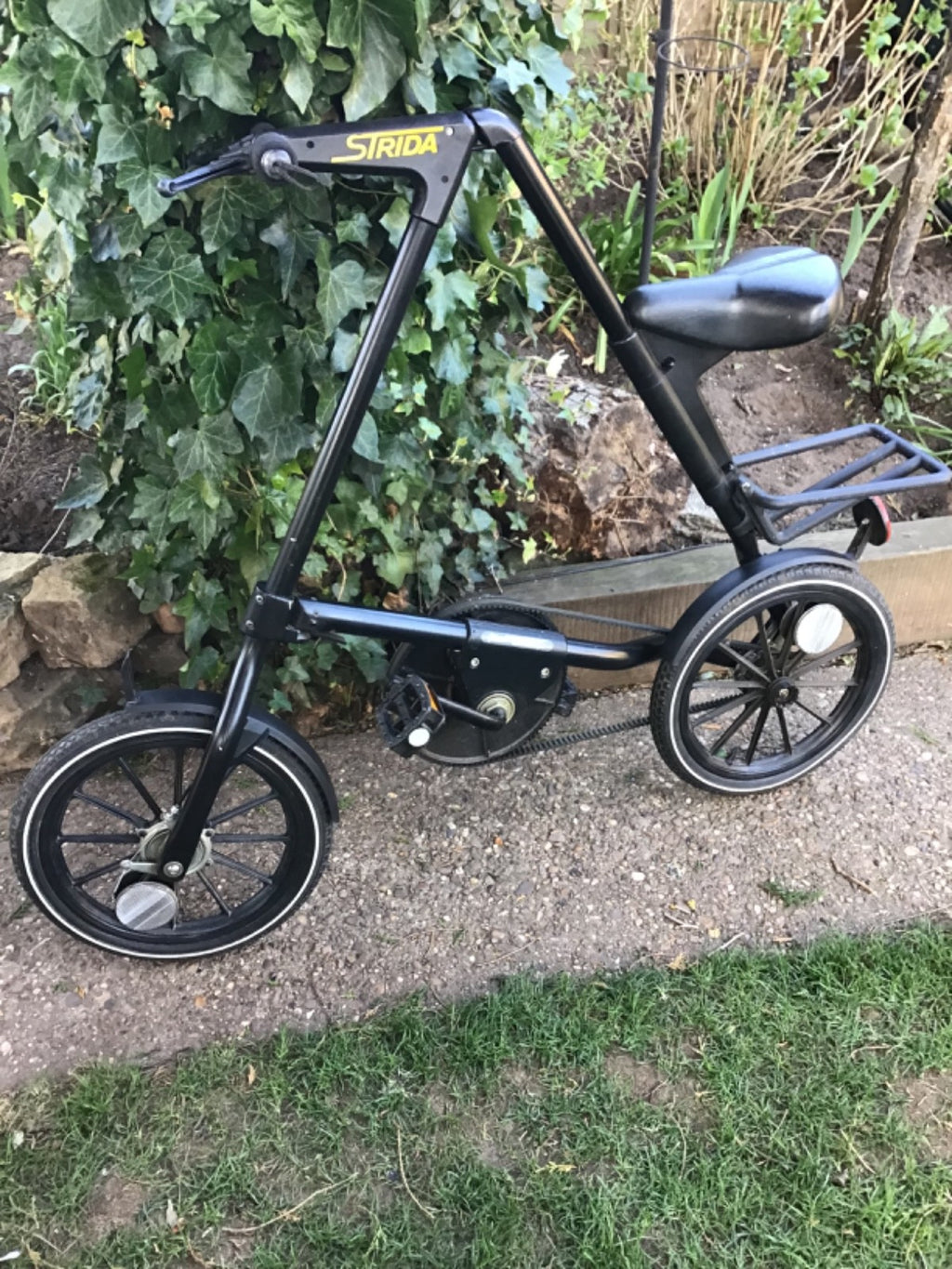 Vintage Strida Folding Bicycle MK1. Good Condition ready to ride.
