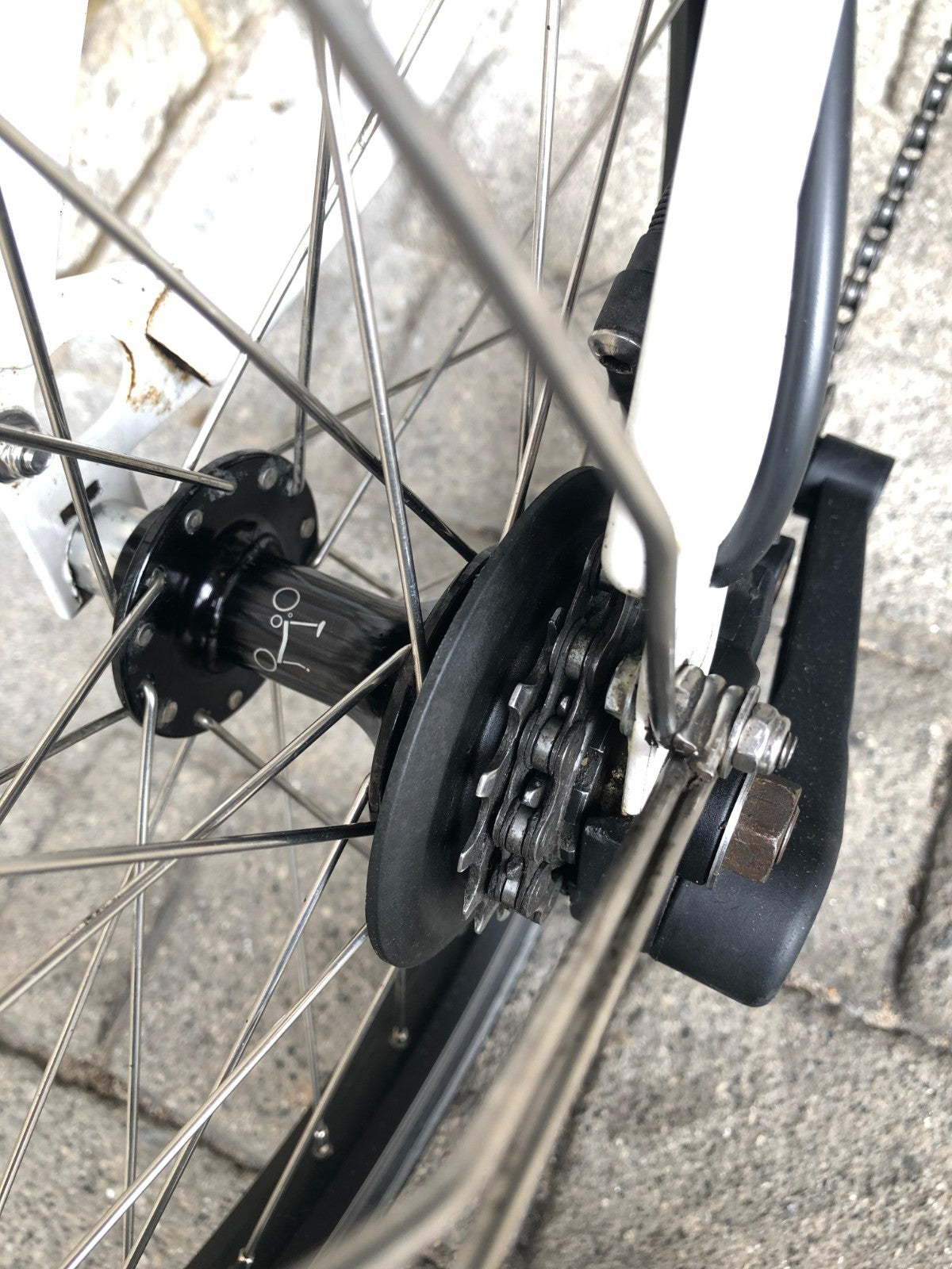 Brompton Electric White Mid 2 Speed (M2L) - Ex-Demo - VERY CHEAP GREAT DEAL!