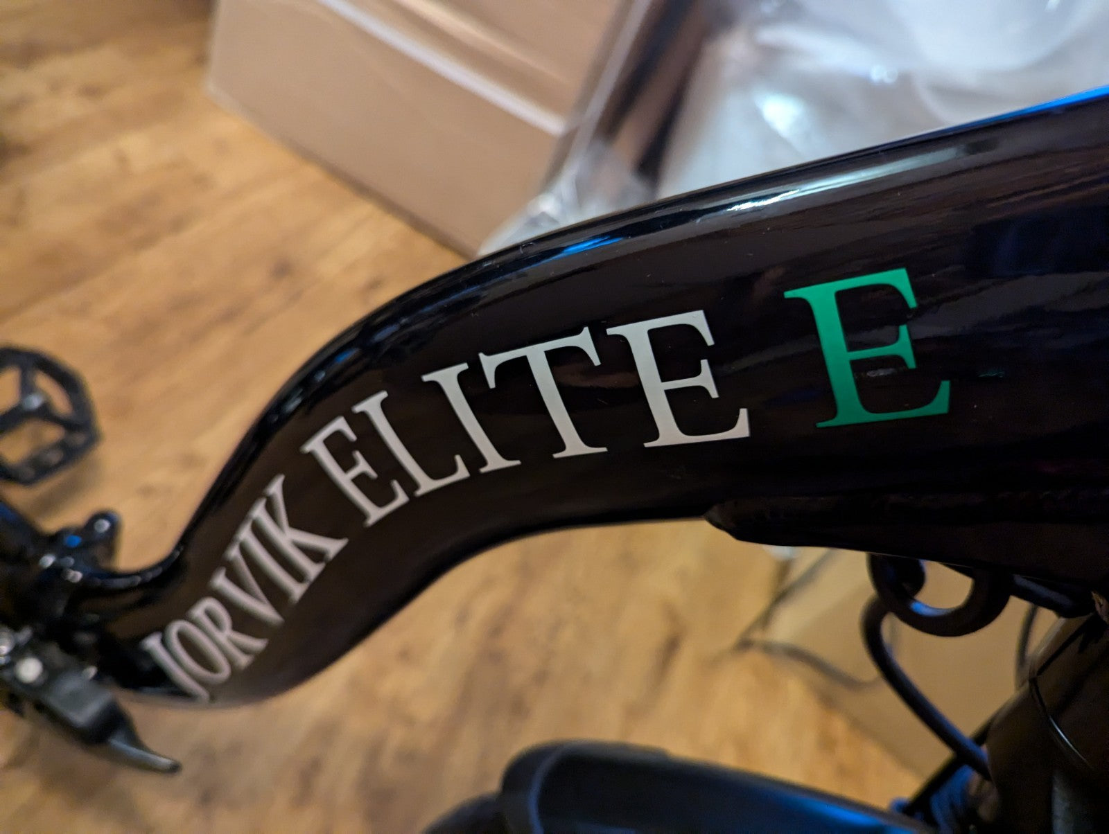 Jorvik Elite Jet E-20 Folding Trike with 20-inch Wheels