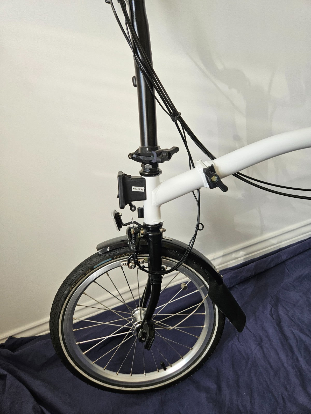 Brompton M6L - 6 Speed - C Line - Mid- White - VGC