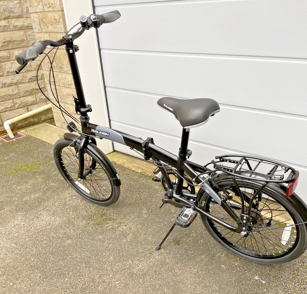 Raleigh  foldaway 7 Folding Bike,  20" Wheels, 7 Speed with Revo Grip