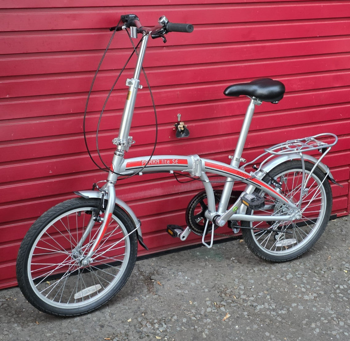 AMMACO PAKKA LITE SE FOLDING BIKE (20" WHEELS) BRAND NEW NEVER USED!!