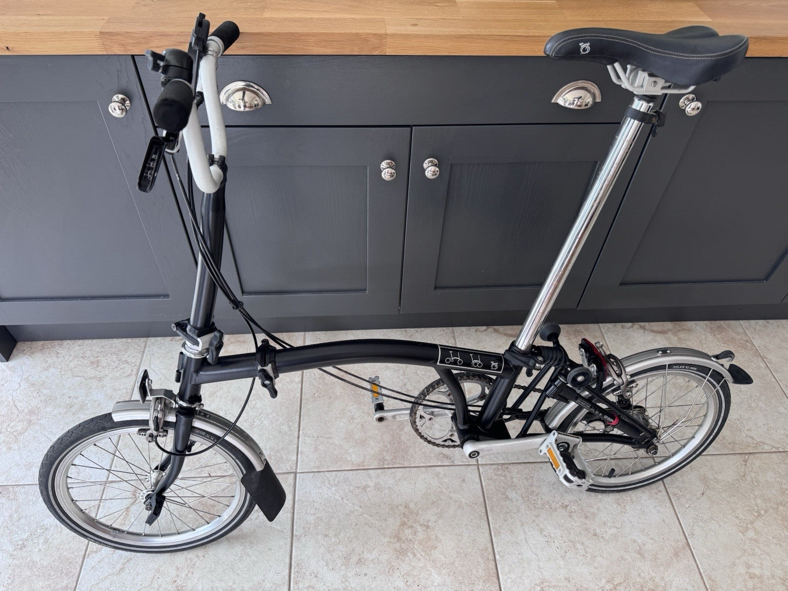 Brompton M3L Folding Bike 3-Speed, Black