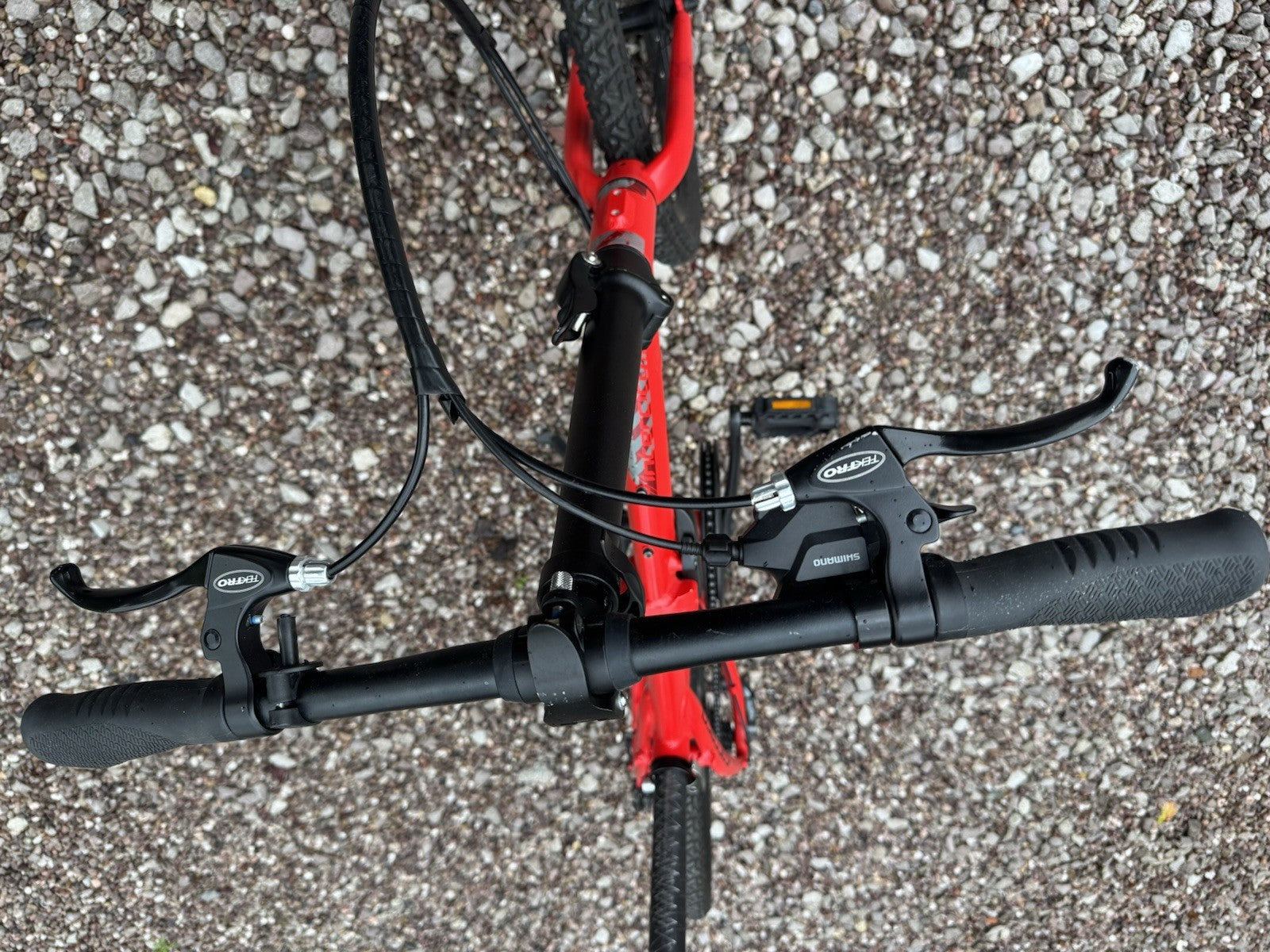 Carrera Intercity 8-Speed Folding Bike with Disc Brakes Excellent Condition
