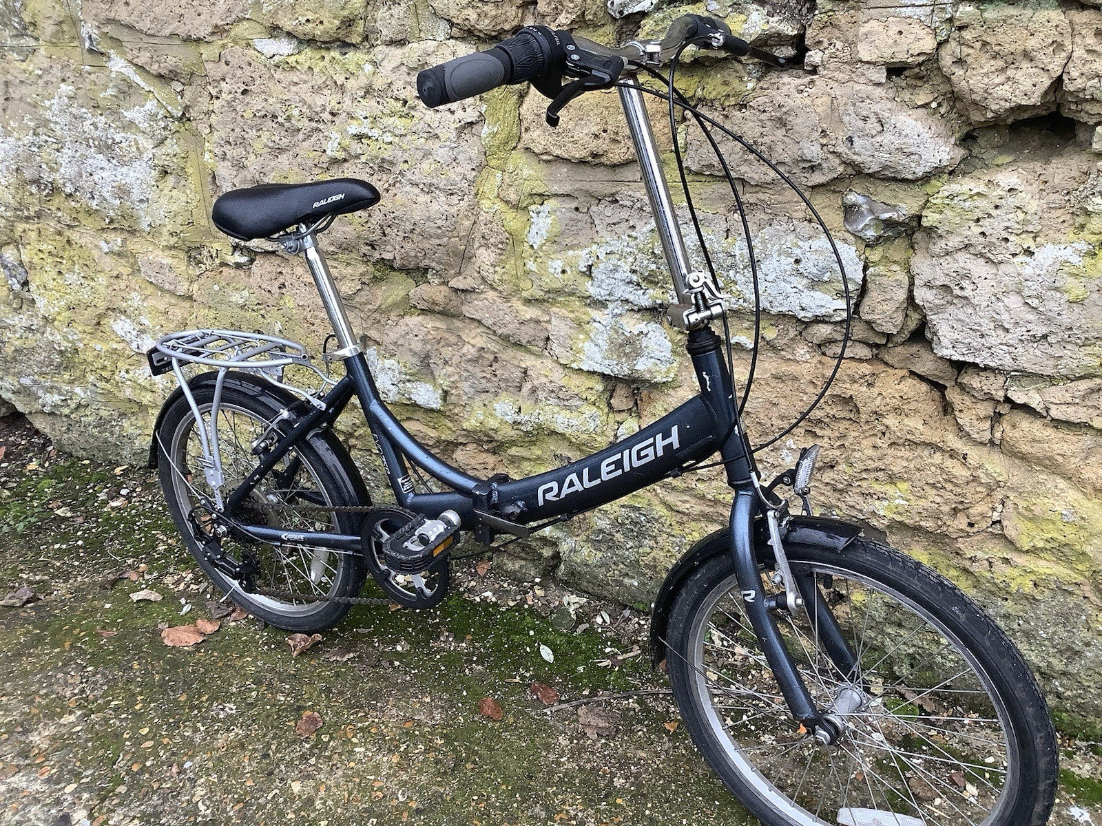 RALEIGH EVO 7SP FOLDING CYCLE - Twistgrip  - UK DELIVERY