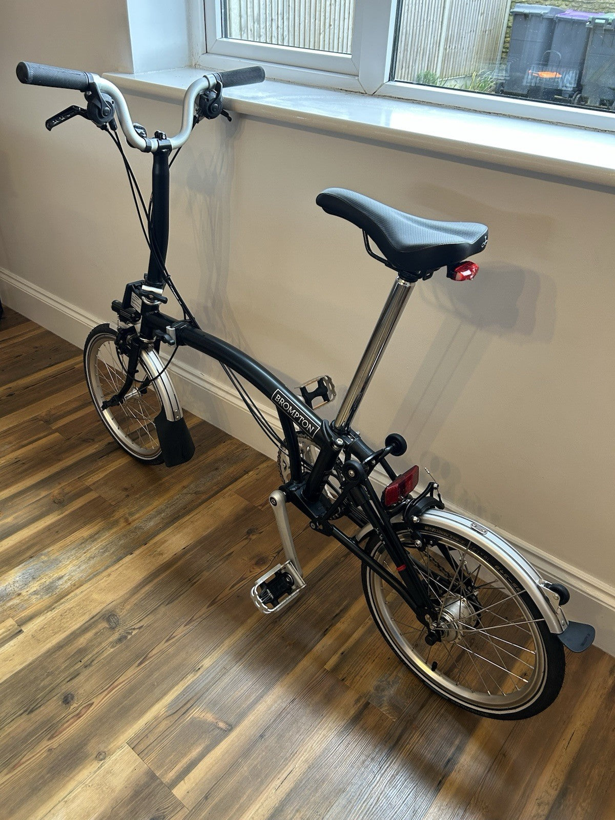 Brompton M6l Folding Bike With Front & Back Lights