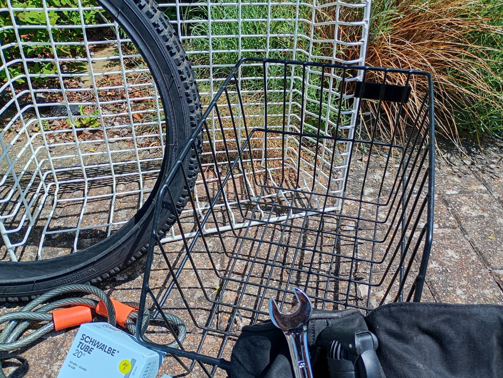 Ampere Alter Low Step Folding Bike  With Accessories
