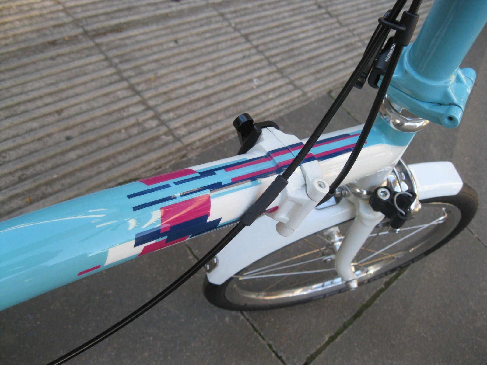 Custom Brompton Folding bike - homage to 1989 Cal look VW Karmann Ghia