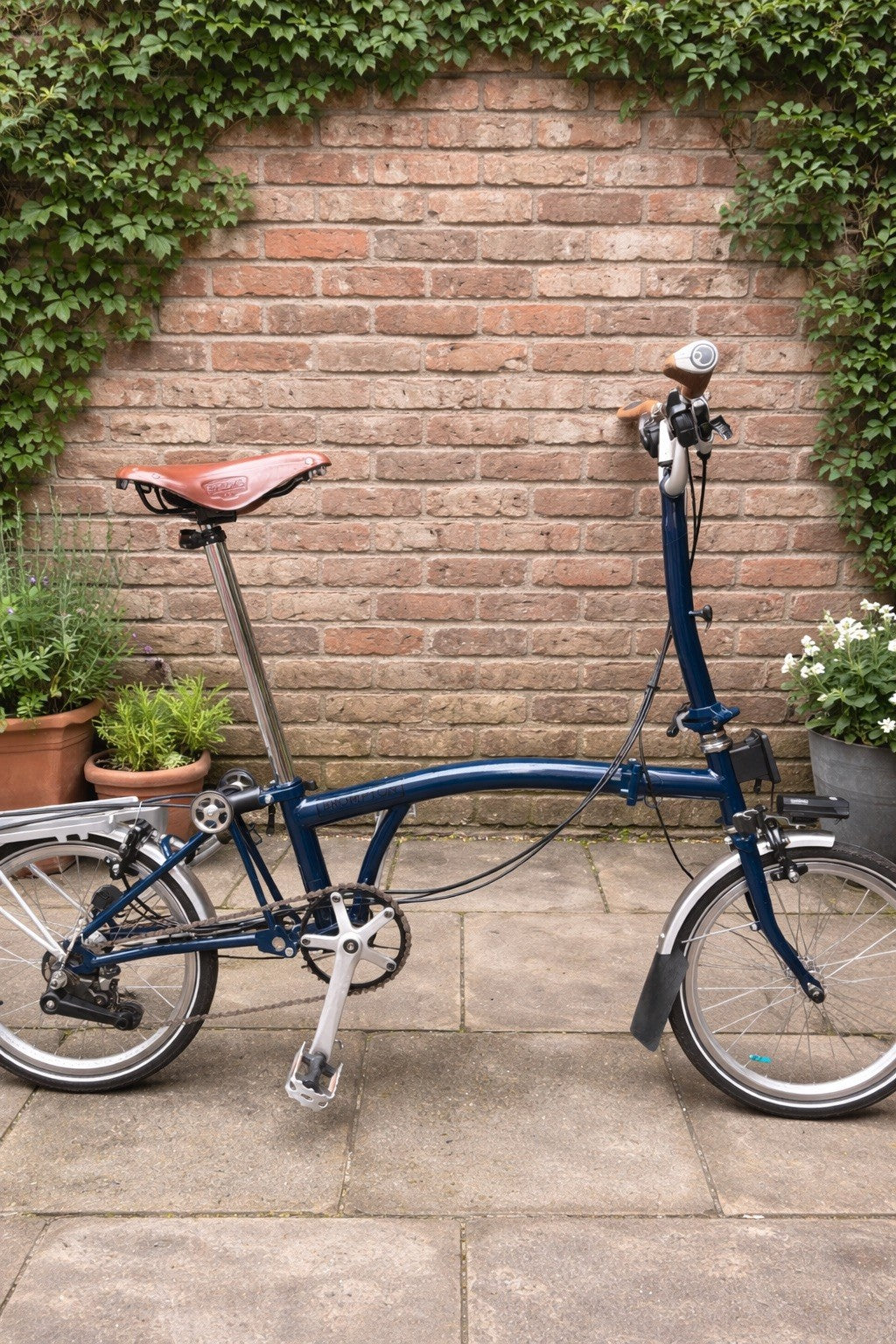 Brompton C Line  2023  Folding Bike 6-Speed with extras excellent condition