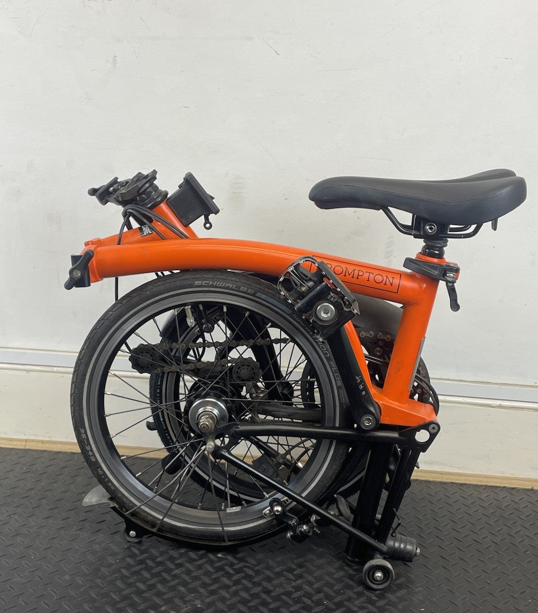Brompton M6L Folding Bike - Orange