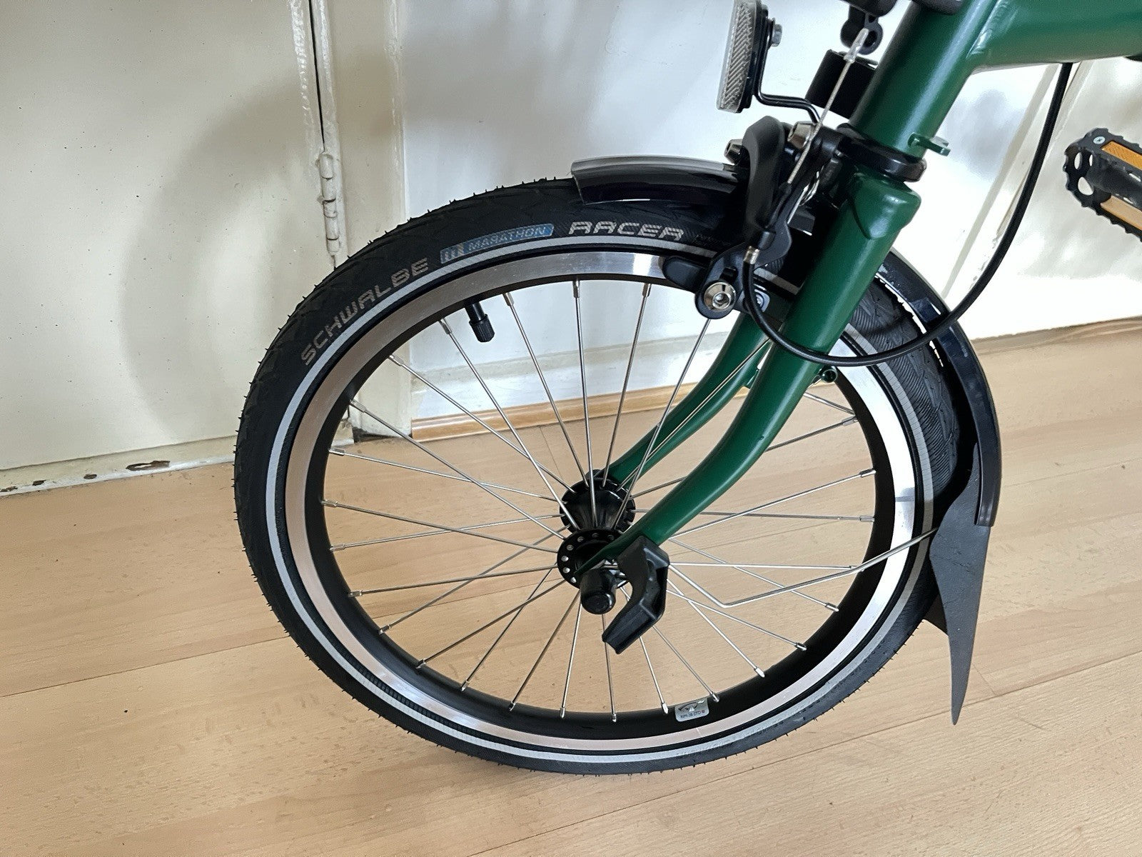 Brompton C Line Explore 6-Speed, 2025, Green, Black Edition, Mid Handlebar, New
