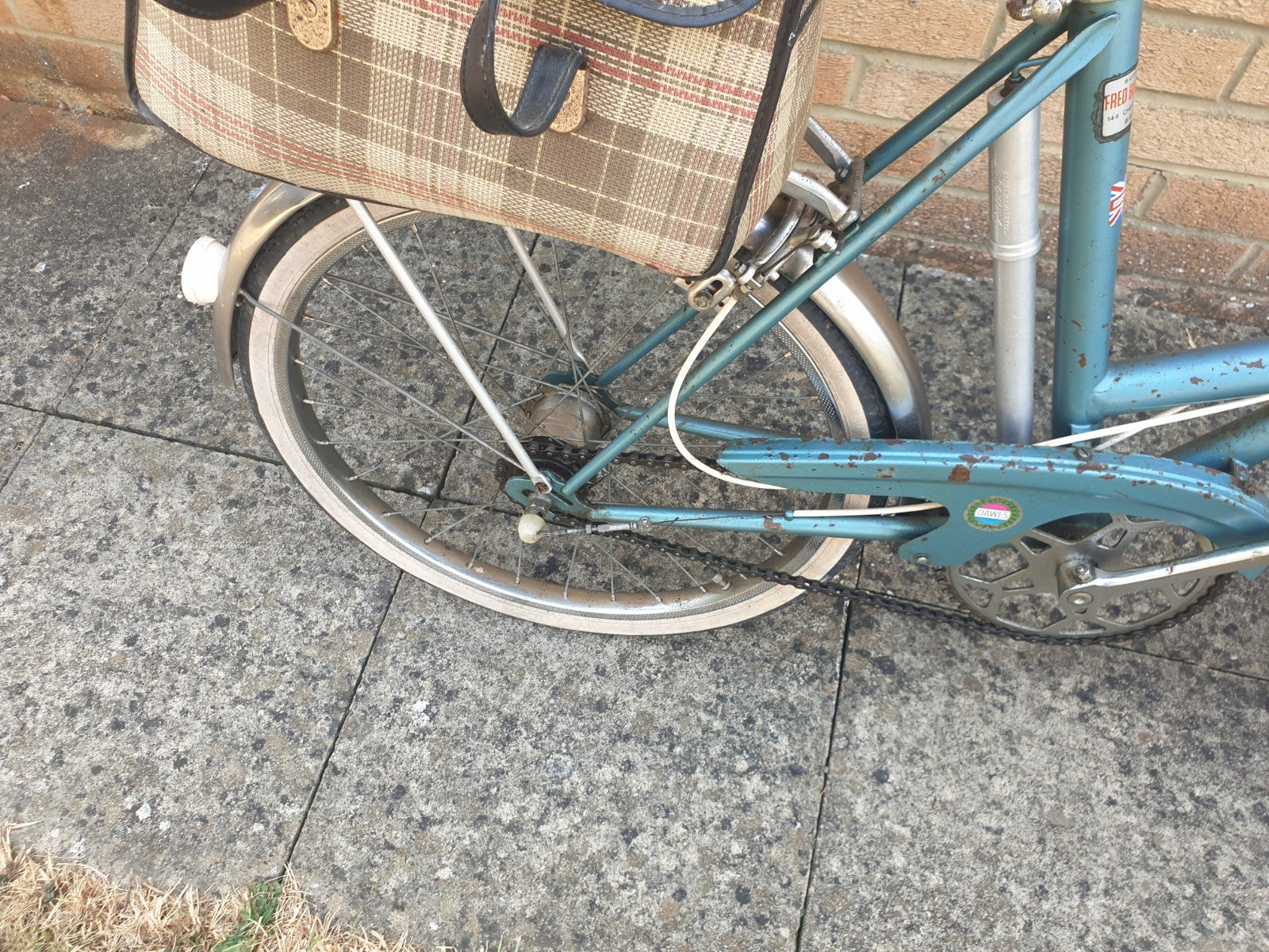 Dawes Kingpin ladies folding bike