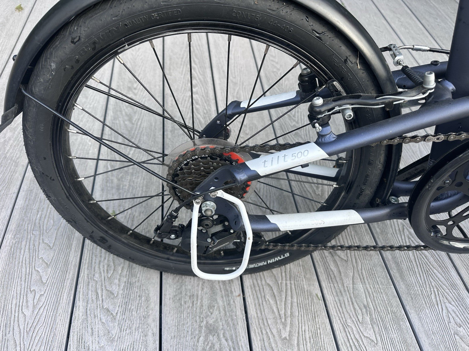 B'TWIN Tilt 500 20in Folding Bike Blue with Mudguards, Rim Brake, Gears
