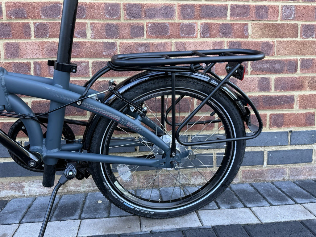 Tern Link D7i Folding Bike “The stealthy One”  RRP £1070 7 Speed fold 10seconds