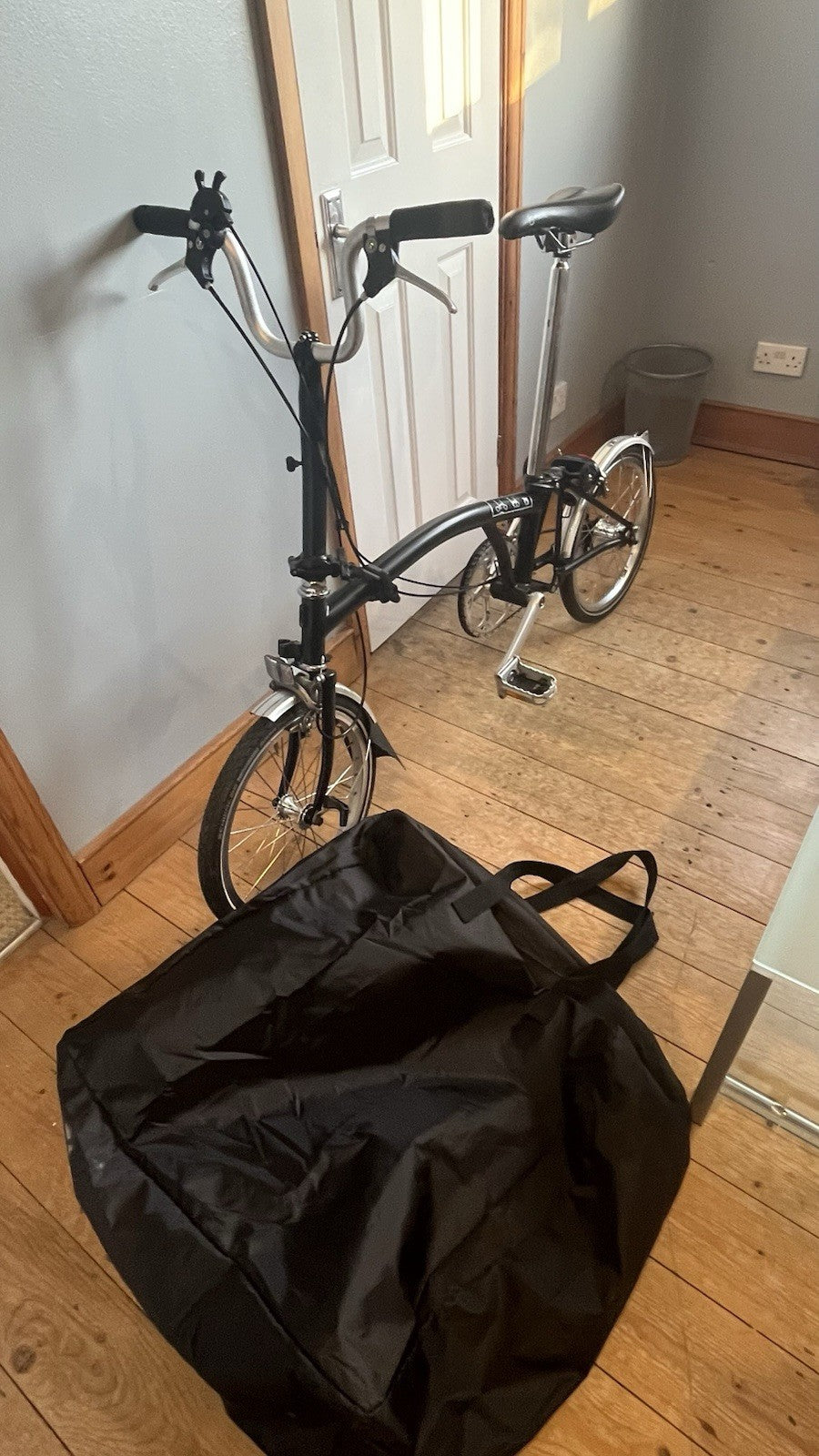 Brompton Folding Bike 3-Speed, Black