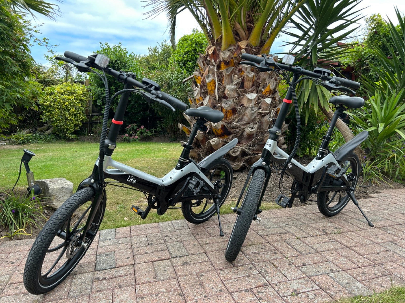 2 x Li-fe Flo, Folding electric bikes for sale