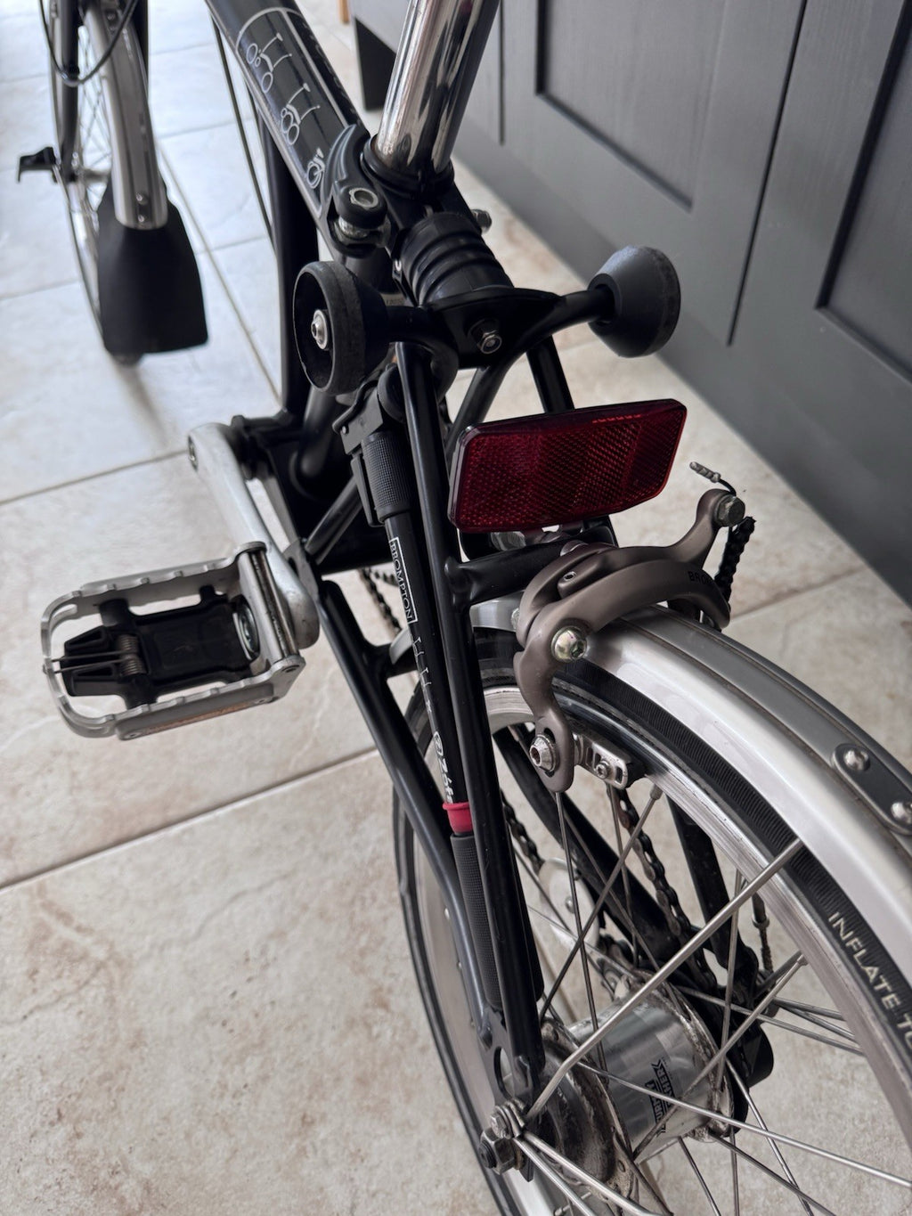 Brompton M3L Folding Bike 3-Speed, Black