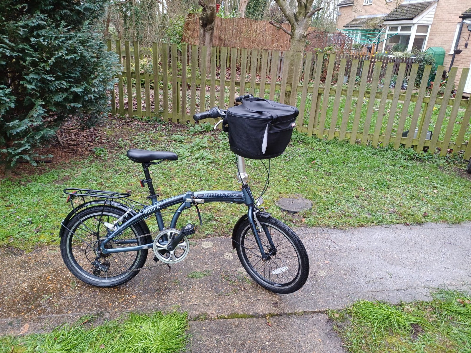 Ammaco Pakka Lite Folding Bike 20'' silver blue lightweight alloy folder