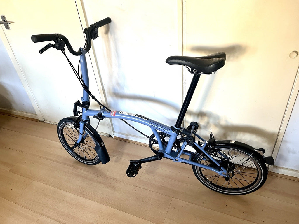 Brompton C Line Explore 2024 6-speed in Cloud Blue - Barely Used!