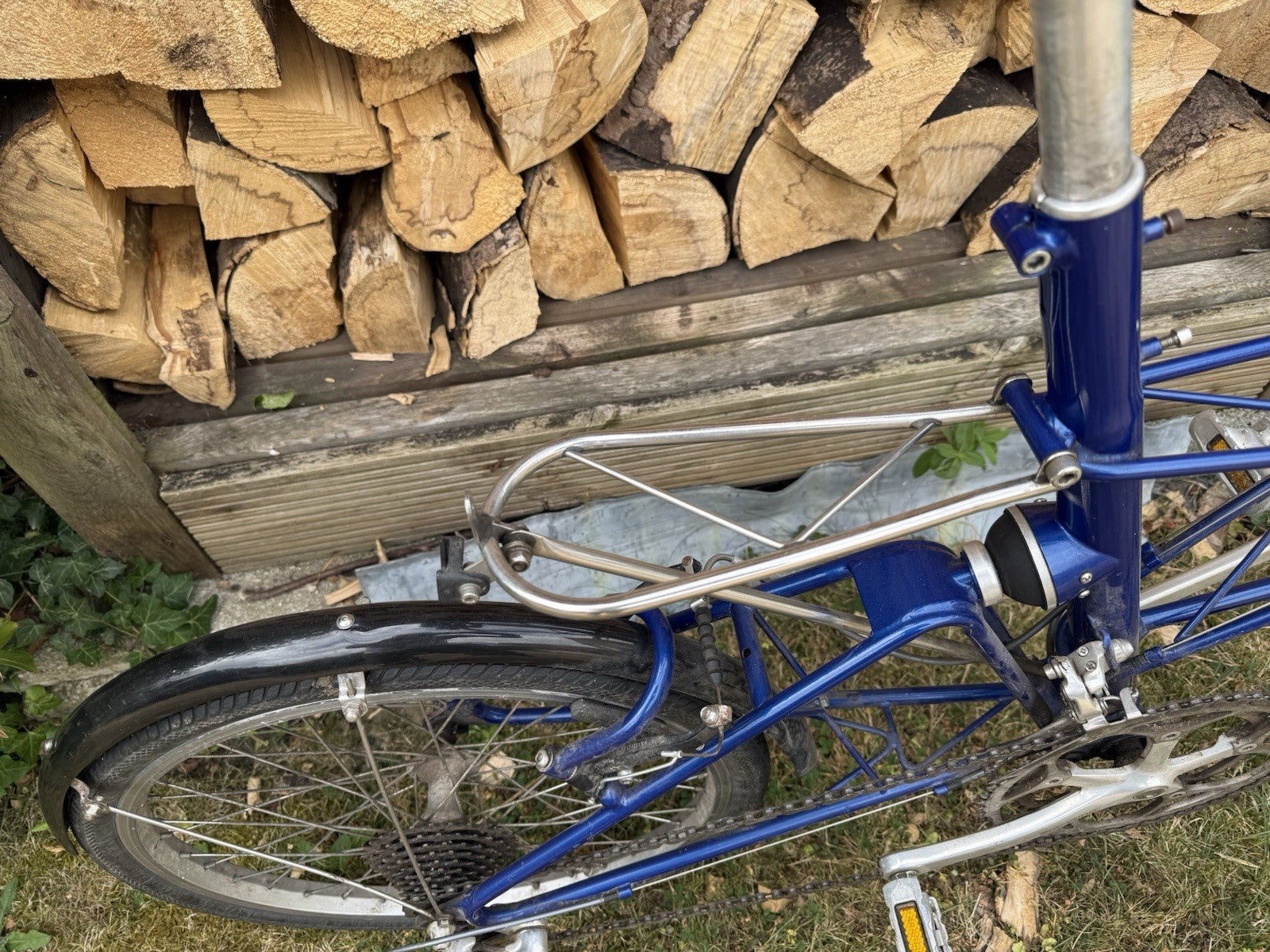 Alex Moulton Separable APB Bike with wishbone handlebars and bespoke day rack