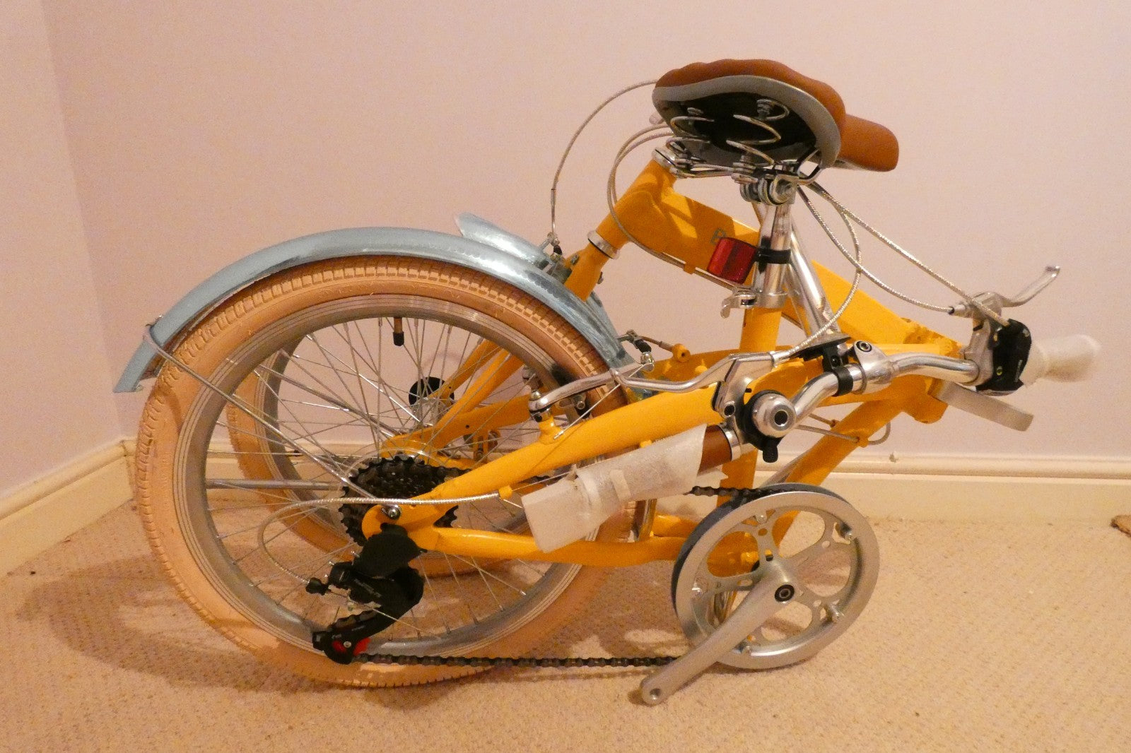 Bobbin yellow Fold Bike - Very Good Condition, unused
