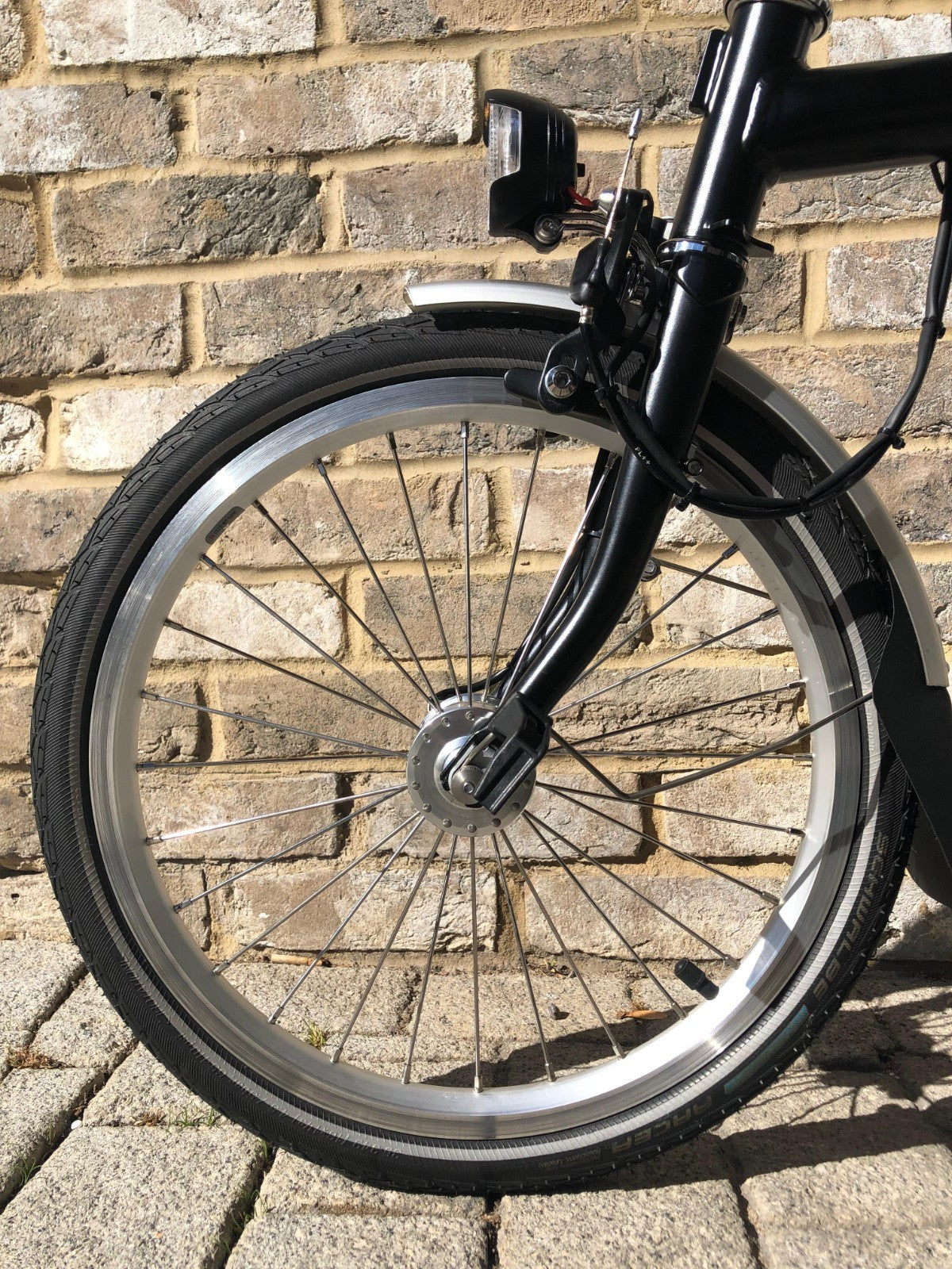Brompton Black M6L (C Line 6 Speed) with Dynamo - WORLDWIDE SHIPPING