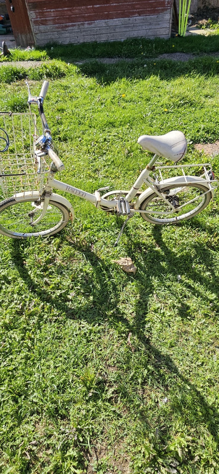 Raleigh Compact Vintage Folding Bike Bicycle 1970s Retro Cream White Nice Bike