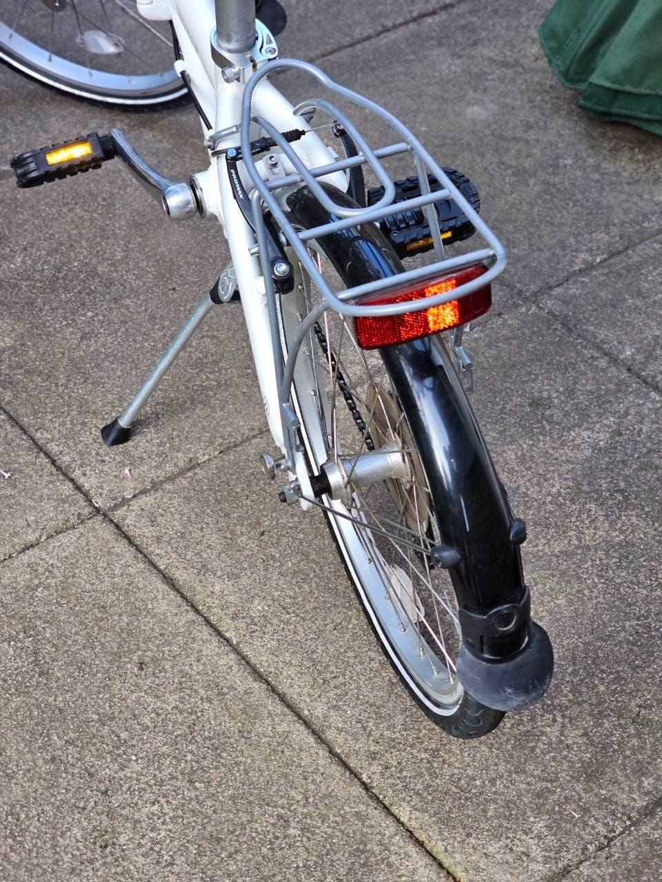 Bickerton Junction 1607 Foldable Bike White 20 Inch Wheels perfect condition