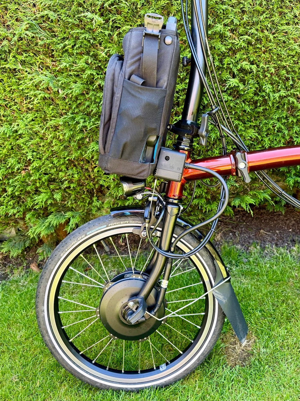 Brompton (Elect) C Line Explore Flame Lacquer - Mid Bars - 2024