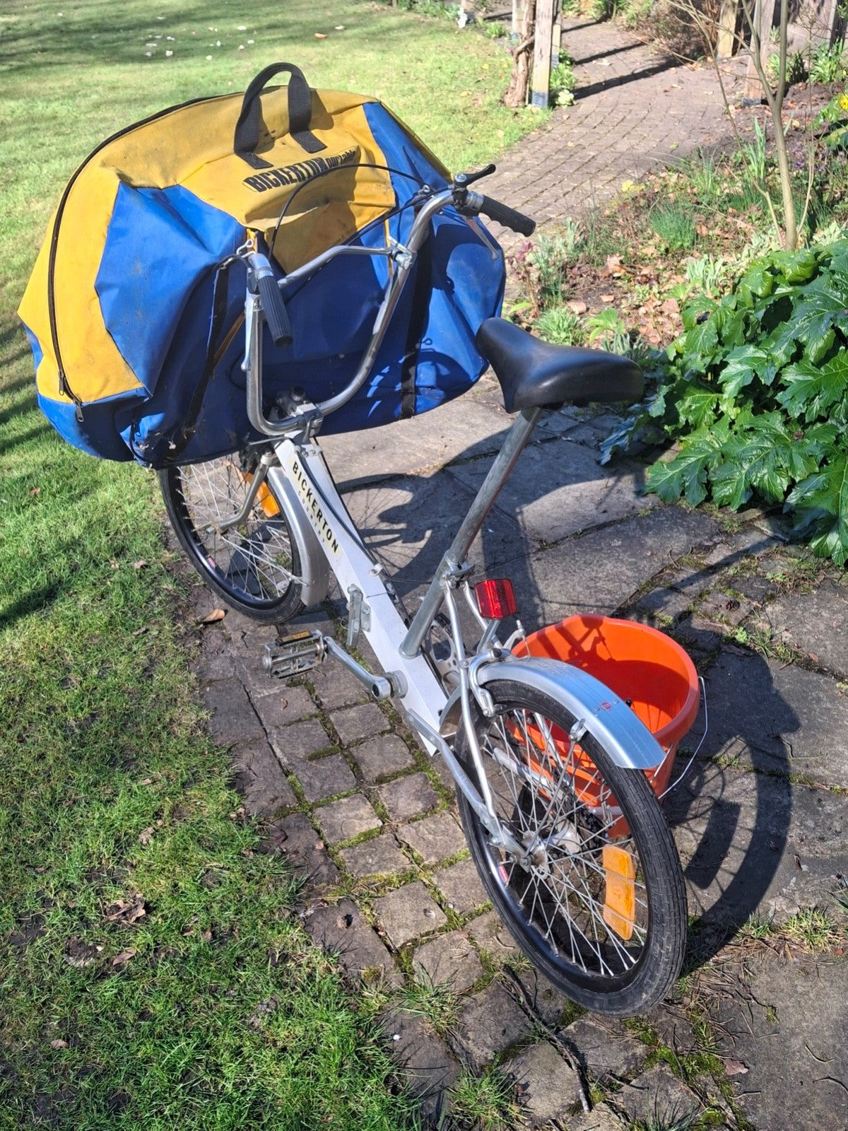 Bickerton Country Folding Bike with original carry bag made in 1988/89