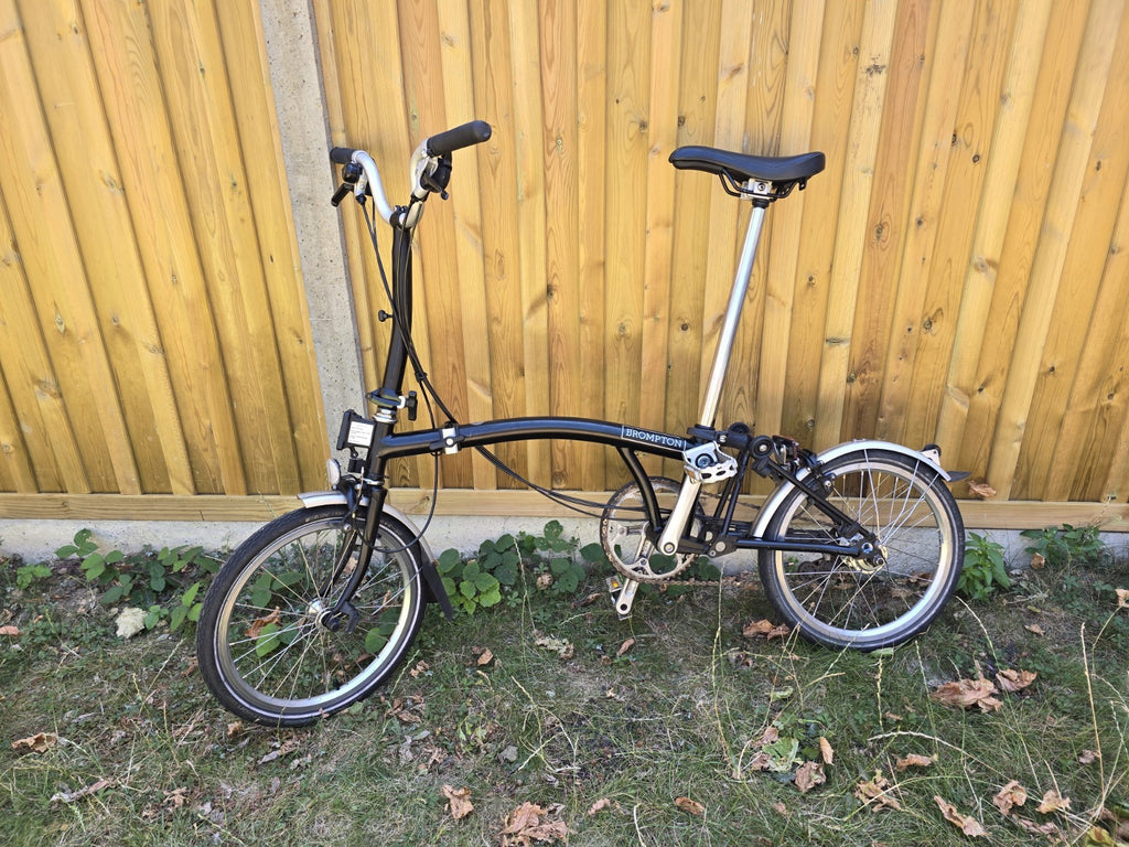 Brompton C Line, 2022, Mid Handlebar, 6-Speed Folding Bike, Black