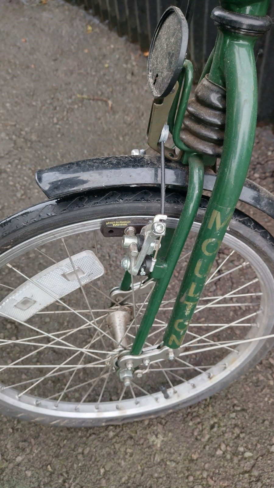 Moulton Folding Bike 20in 5-Speed Green Flat Bar Mudguards Kickstand