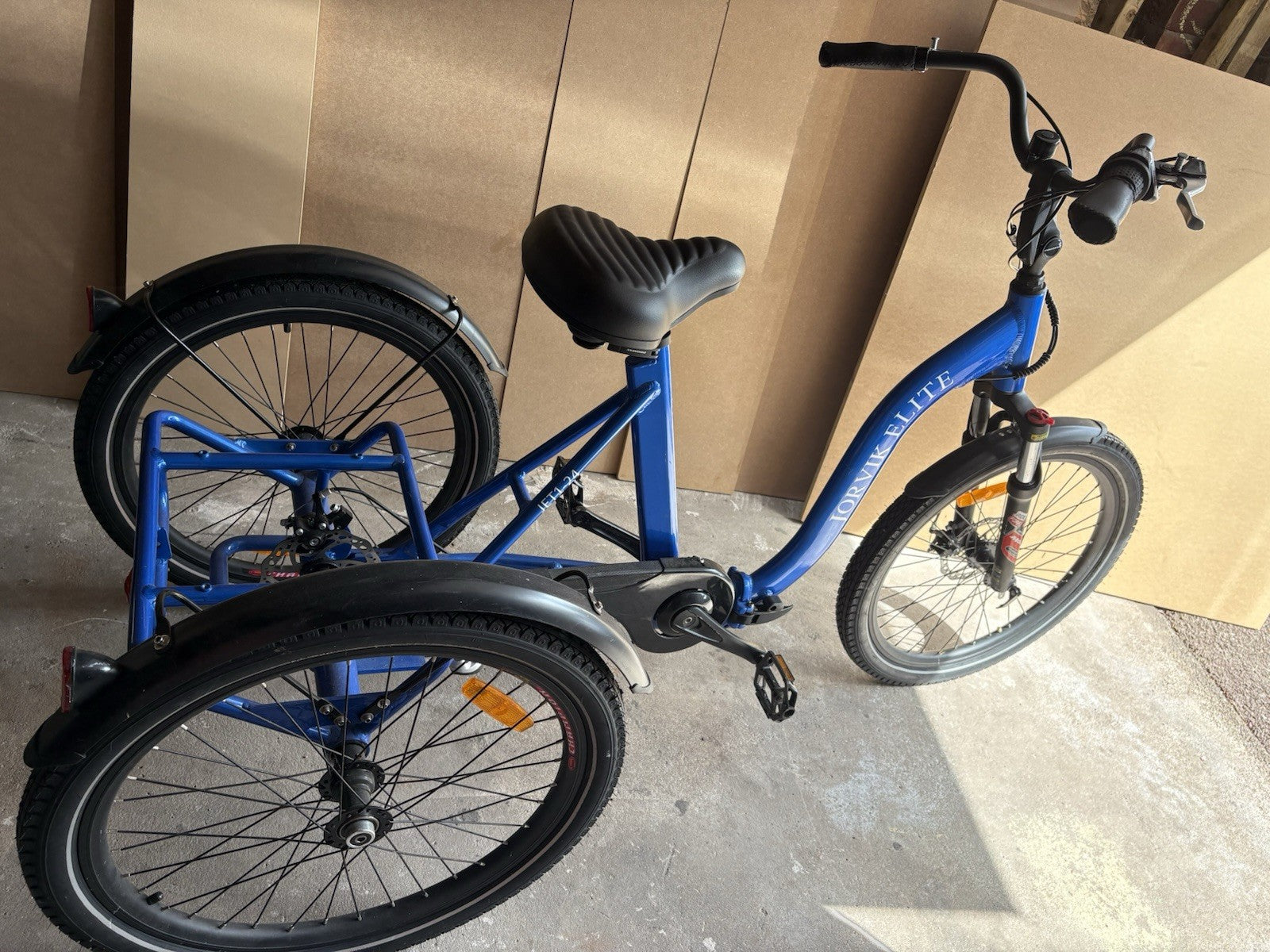 Three Wheel Folding Jorvik Bike Bicycle (Hardly Used At All)