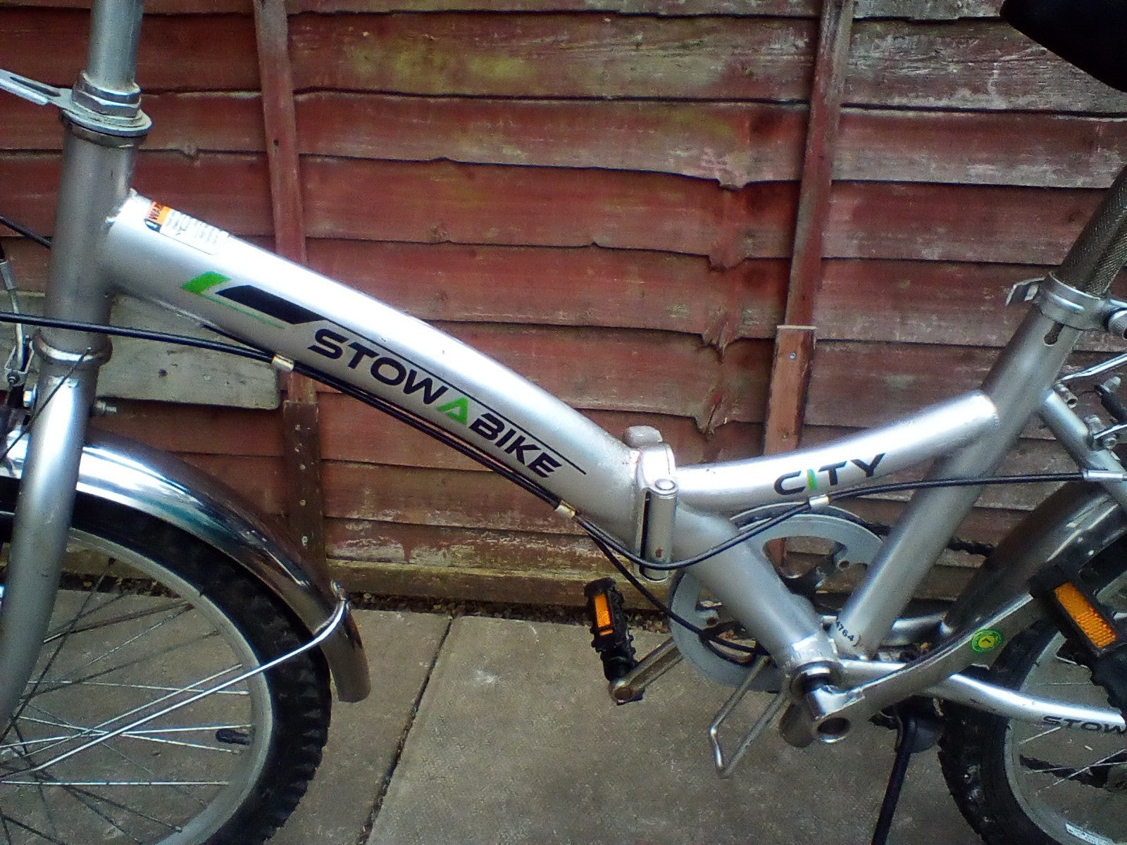 bicycle stow bike city 20 in wheels 6 gears folding bike