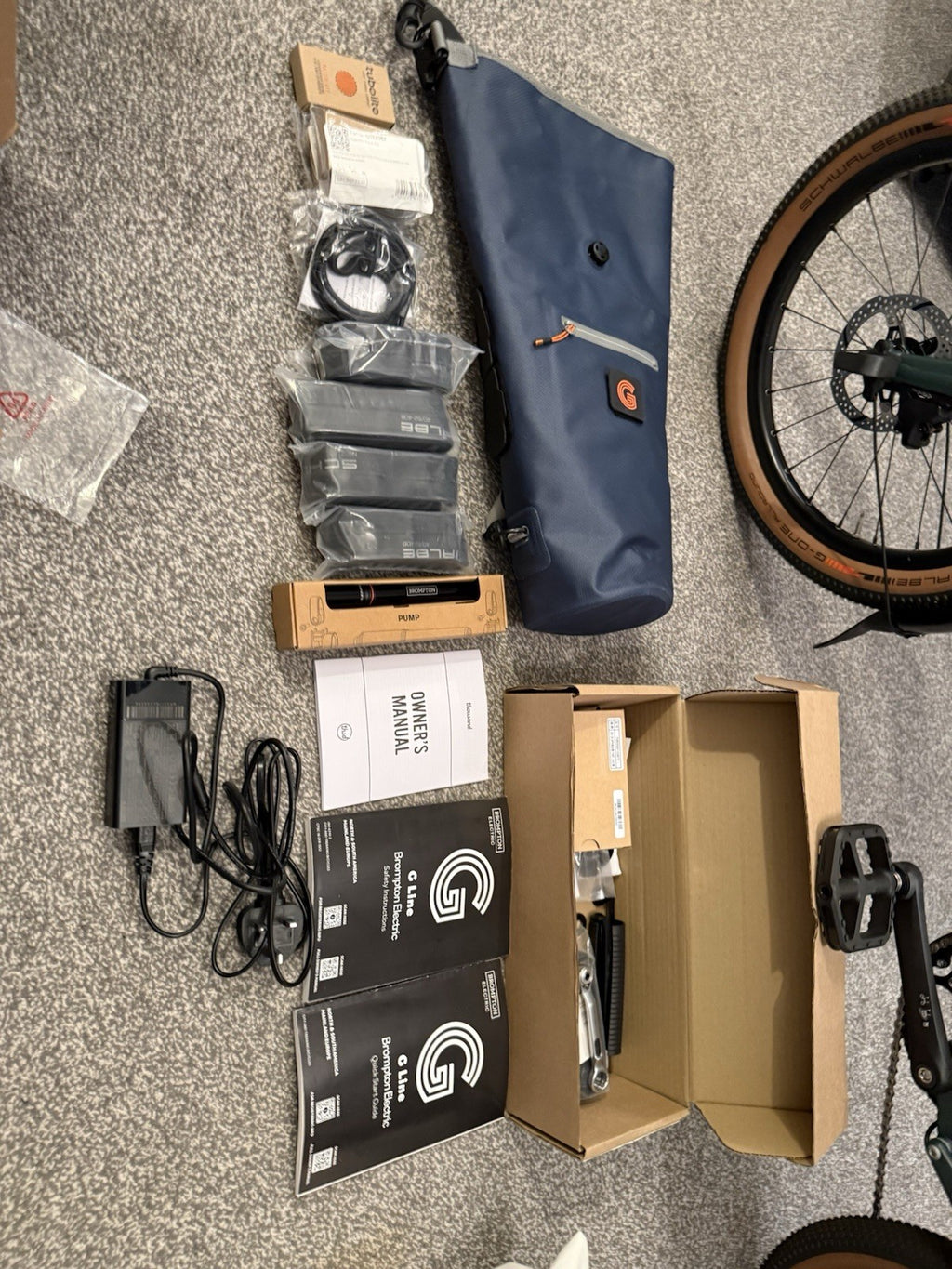 Brompton G Line With Roller Frame 4 Speed. Mint Condition.