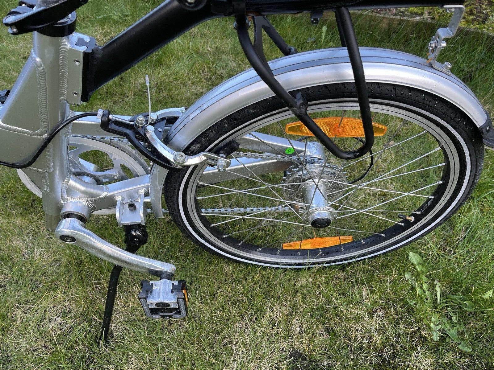 GIANT Halfway Folding Bike. 20'' wheels. 7 speed. VGC. RRP £600