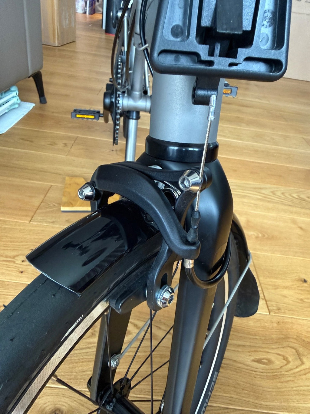 Brompton T-Line 4-Speed Titanium Folding Bike Low Handlebar- Excellent Condition
