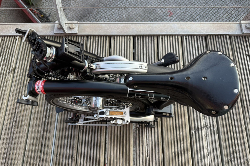 Brompton M3R Matte Black - 3 Speed with Son Dynamo Hub