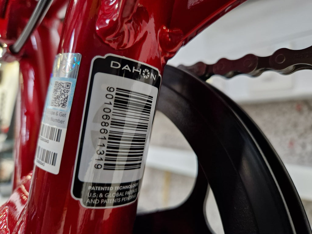 Dahon Vybe D7 Folding Bike 20in Aluminium 7 Speed Commuter - Red (Used/Scuffs)