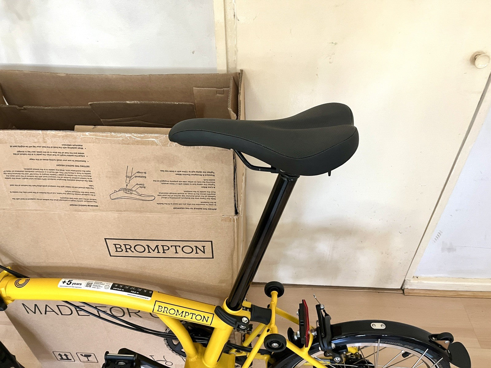 Brompton C Line Explore 6 Speed H Handlebar - Bumblebee Yellow / Black New