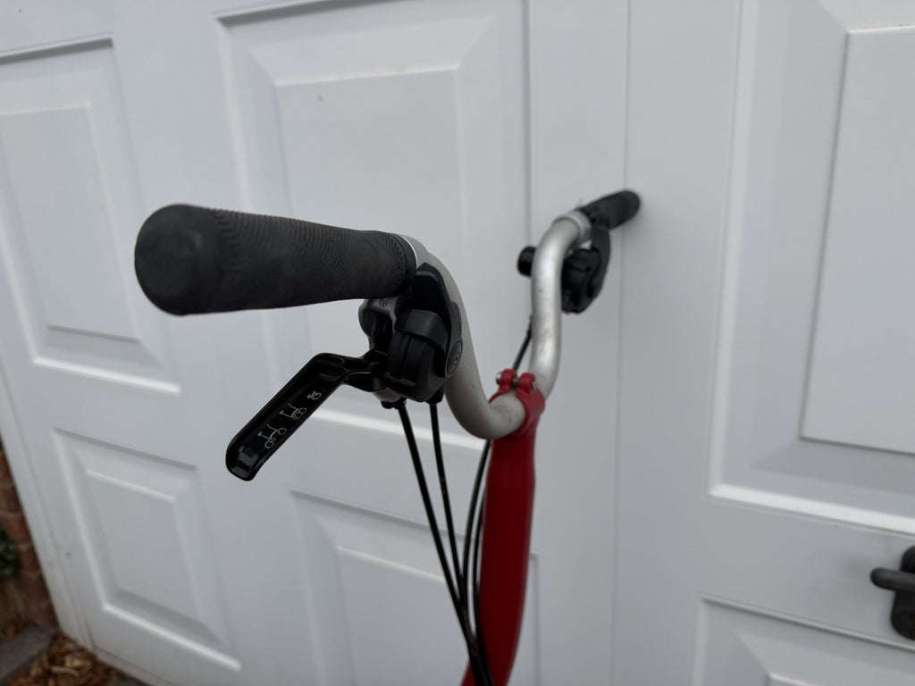 Brompton C Line M6L (6 Speed) folding bicycle - RED 2021 Good Condition